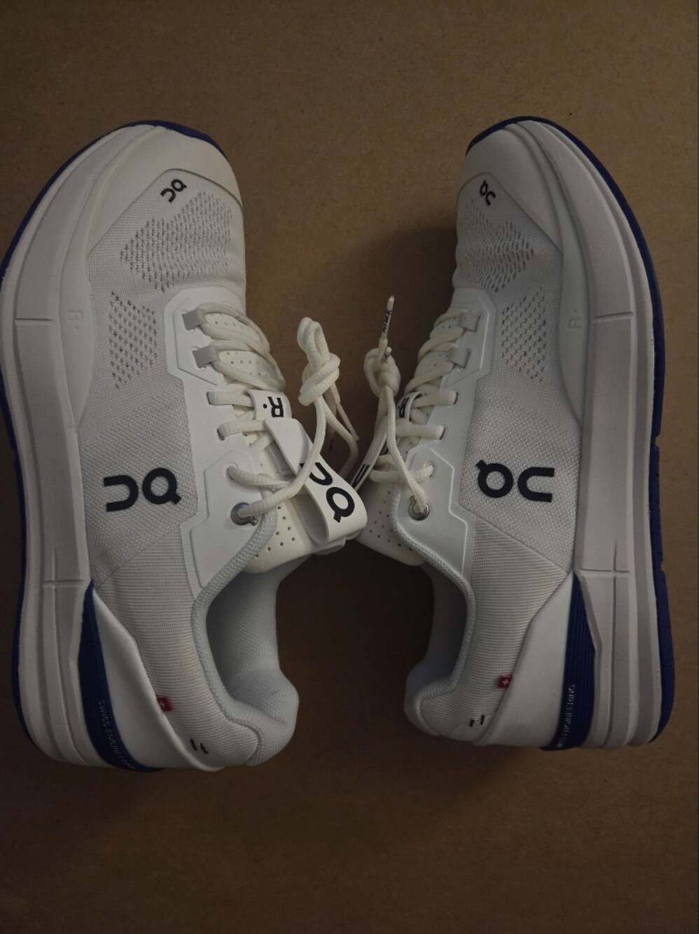 On Running Tennis Sneakers Mens Size 12.5 Roger Pro 1
